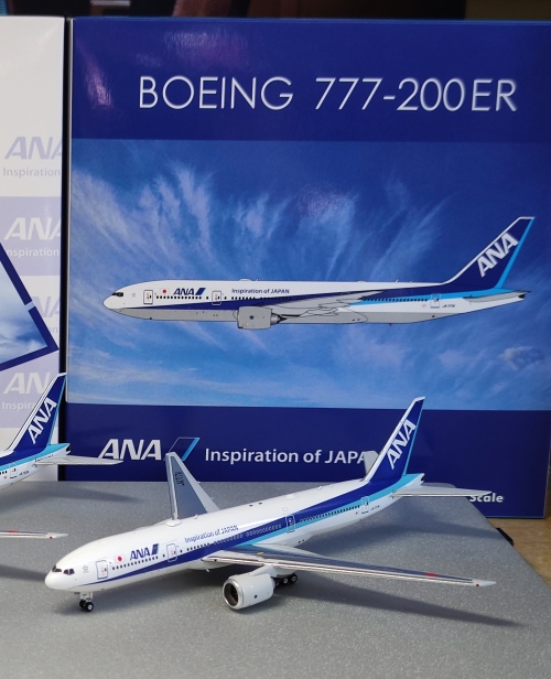 Phoenix 1:400 Boeing 737-800 Japan Airlines 日本航空PH04643 JA317J