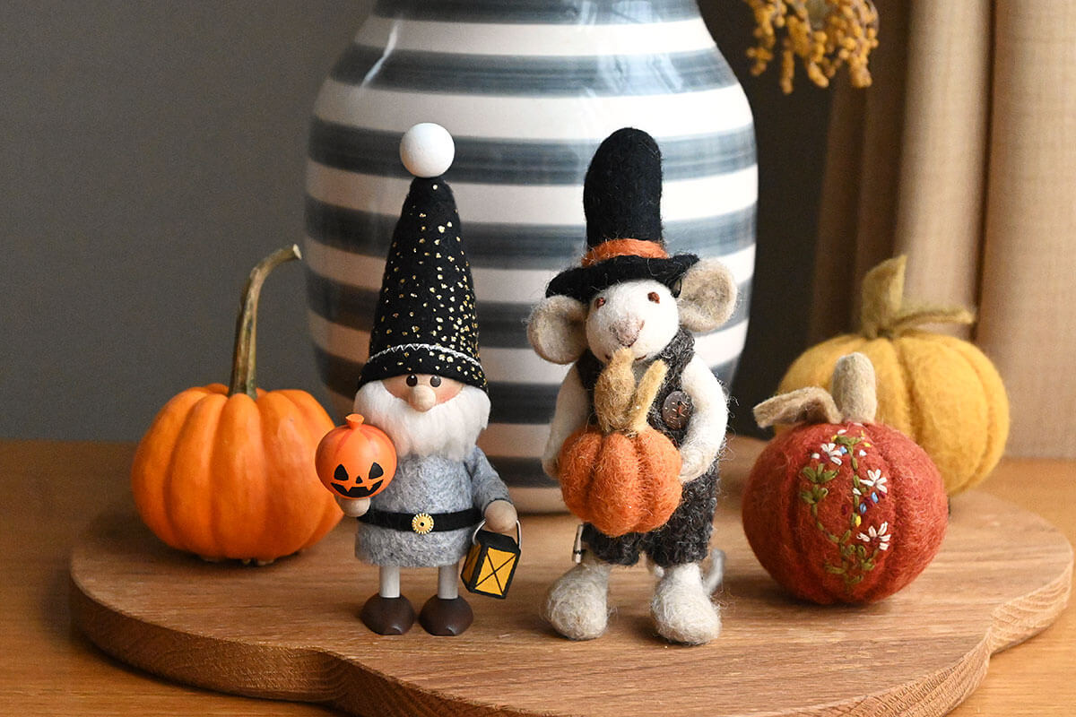 新入荷】ハロウィンを全力で楽しむなら！ ウール100%の秋＆ハロウィン