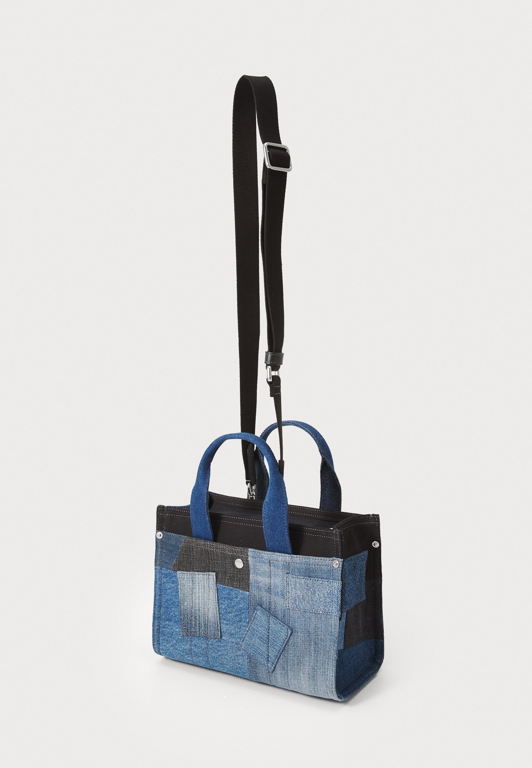 COACH CARGO TOTE BAG 26 WITH PATCHWORK - Handbag - blue denim