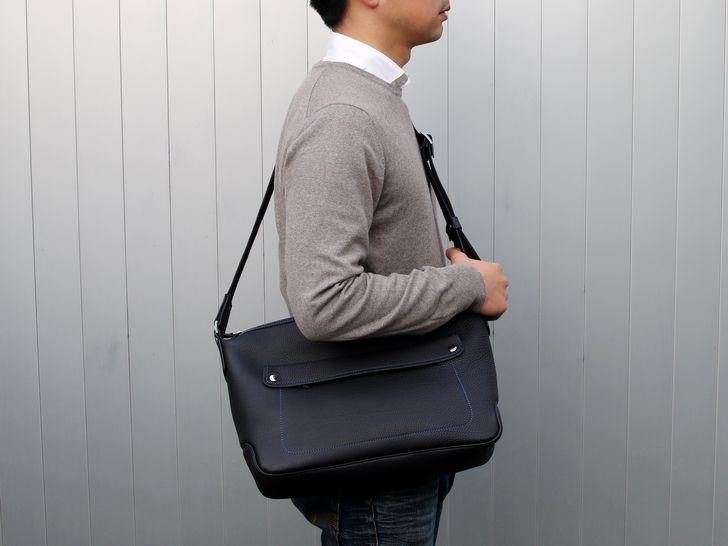 ル・ボナー パパス・ショルダー｜ネイビー - 神戸派商店