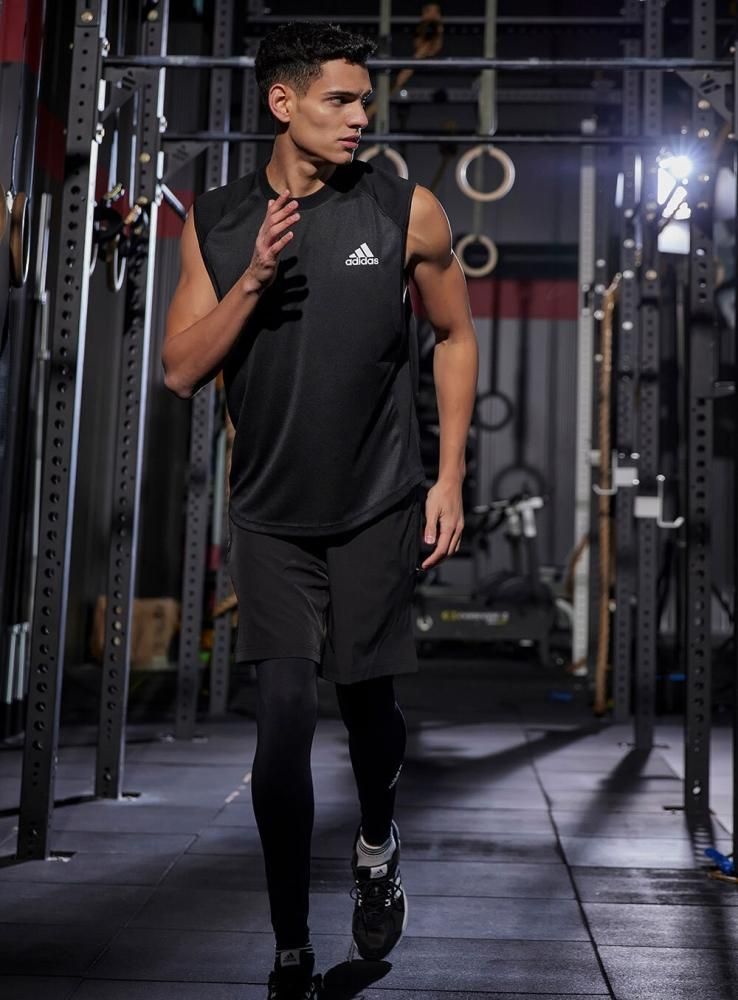 在庫処分セール品！アディダス adidas TECH ショーツ （ロングスパッツ