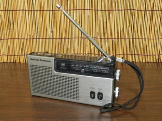 ナショナル パナソニック ラジオ RF－527 - 「宝の森」昭和レトロ