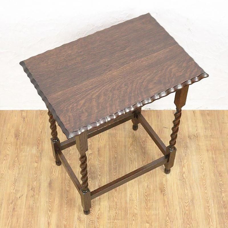 サイドテーブル イギリス製 ツイストレッグ 1920-50年頃