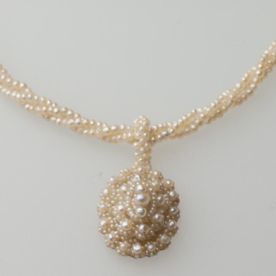 200年の時を刻んだジョージアン三連シードパールネックレス 19世紀