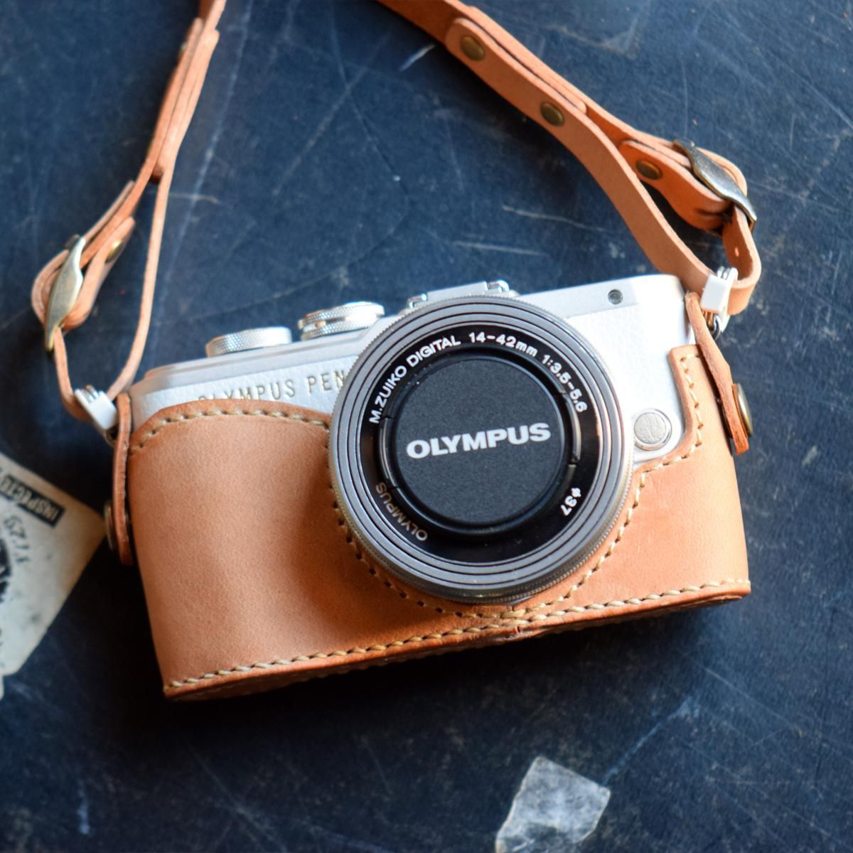 ROBERU OLYMPUS E-PL10ホルダー＆ストラップ