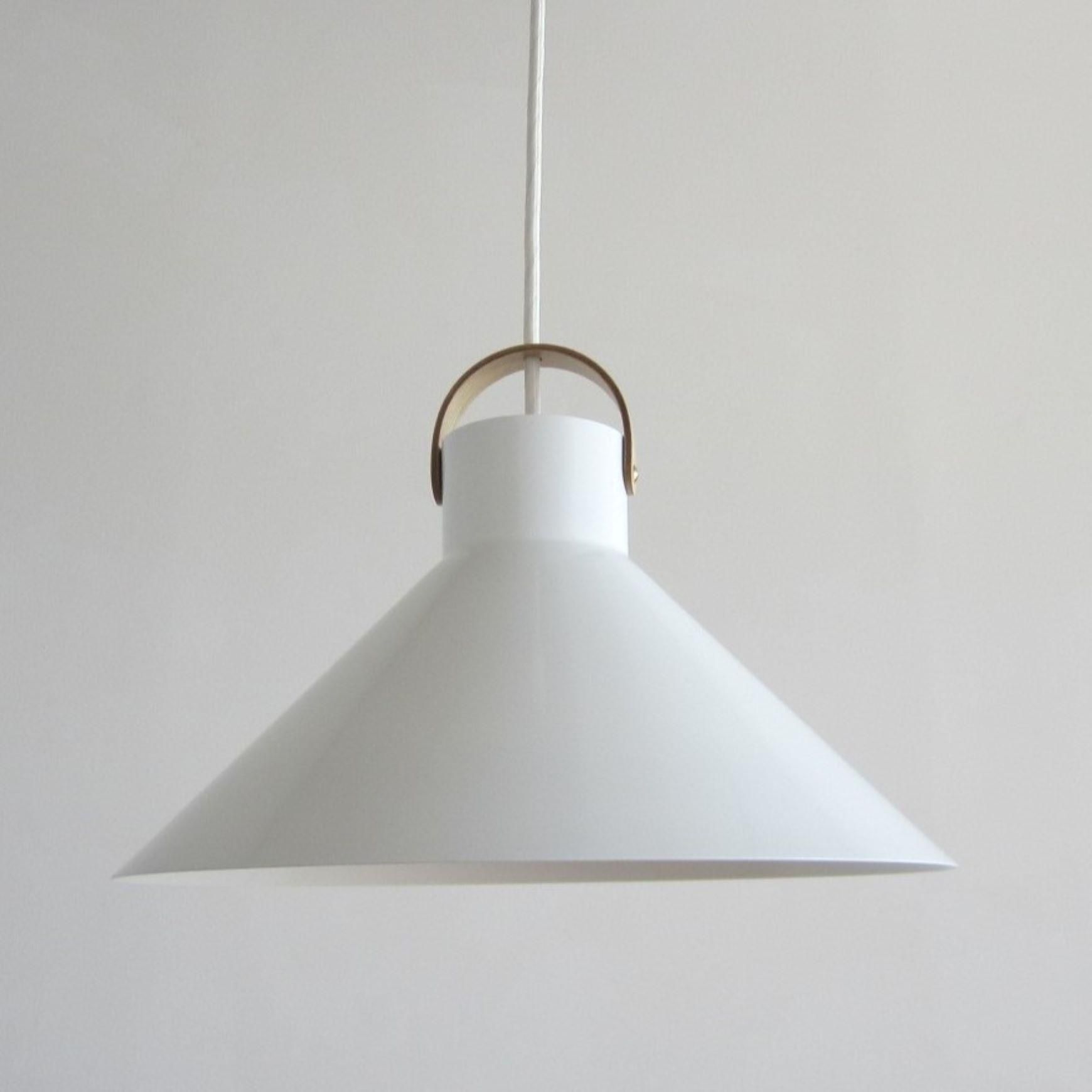 CLASKA（クラスカ）｜アトリエランプ ホワイト - 家具 - ランプ - 女性