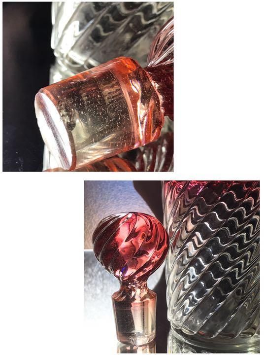 アンティークバカラ香水瓶 赤色グラデーションの優雅な特大サイズ