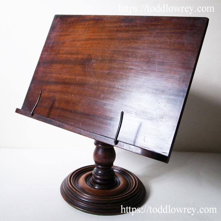 マホガニーの古艶をもつヴィクトリアンの書見台 / Antique Victorian