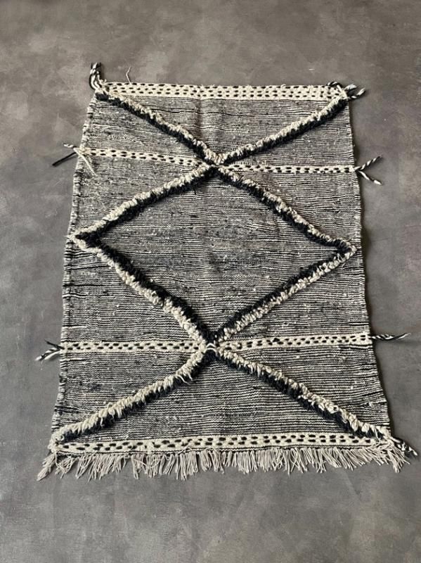 モロッコラグ「ZANAFIキリムキャメル」ブジャァッド産 ウール手織りラグ