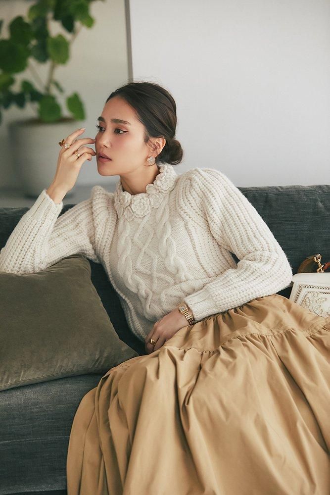 クロシェフラワーケーブルニット(オフホワイト) - seventen