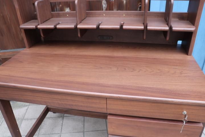 値下げ/SUNDESK(サンデスク)のパティナデスク。子供から大人まで様々な