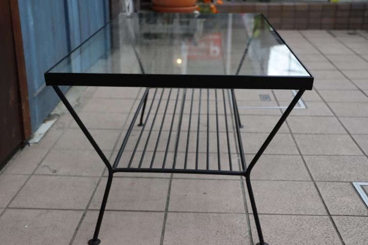 unico(ウニコ)の人気シリーズEDDY(エディー)リビングテーブルです