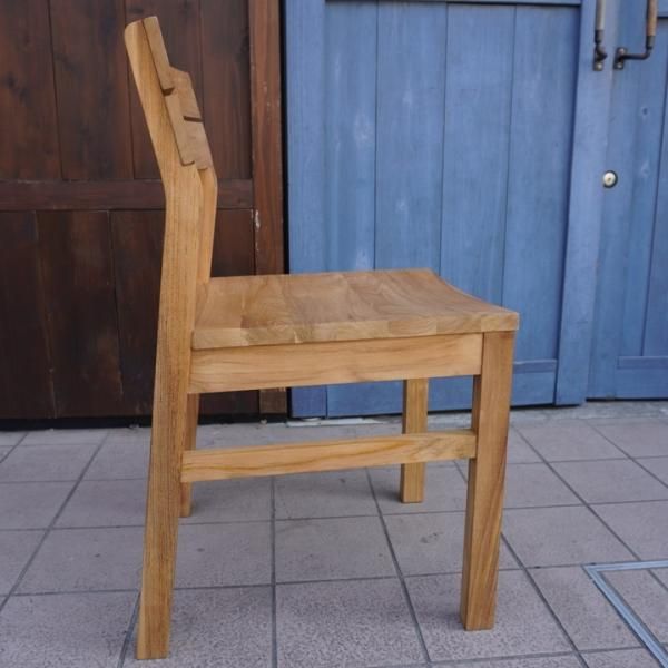 unico(ウニコ)のSOTO(ソト) ダイニングチェアです。チーク無垢材を全面