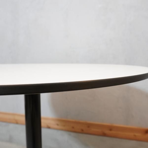 値下げ/Vitra(ヴィトラ)社のBistro table(ビストロテーブル) ホワイト