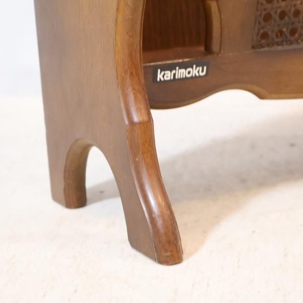 Karimoku(カリモク家具)のCOLONIAL(コロニアル)シリーズ マガジン