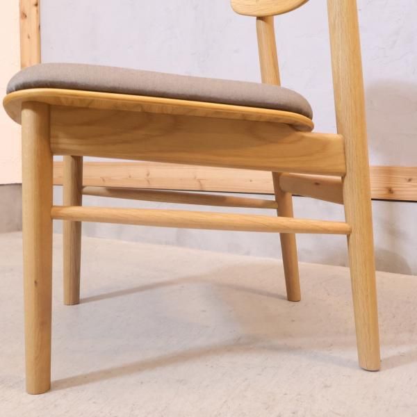 人気の無印良品(MUJI)のオーク無垢材を使用したリビングダイニング