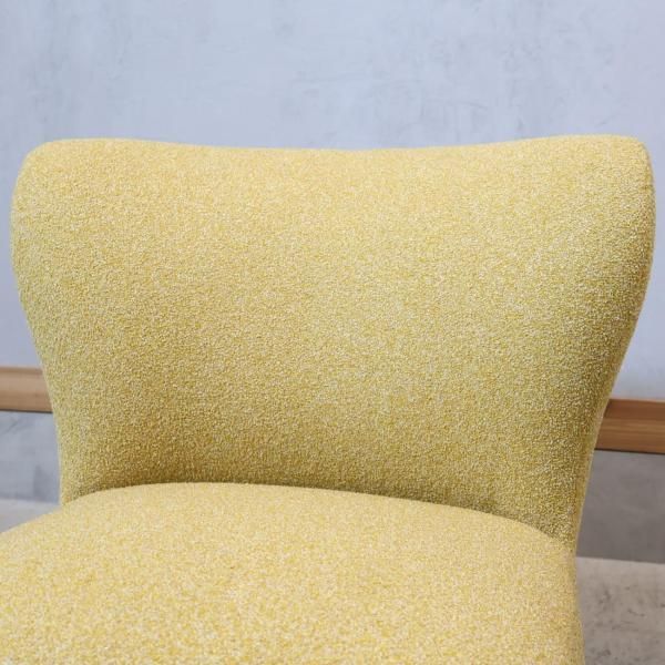 unico(ウニコ)のPUUK(プーク)ラウンジチェアです。ぷっくりとした丸み