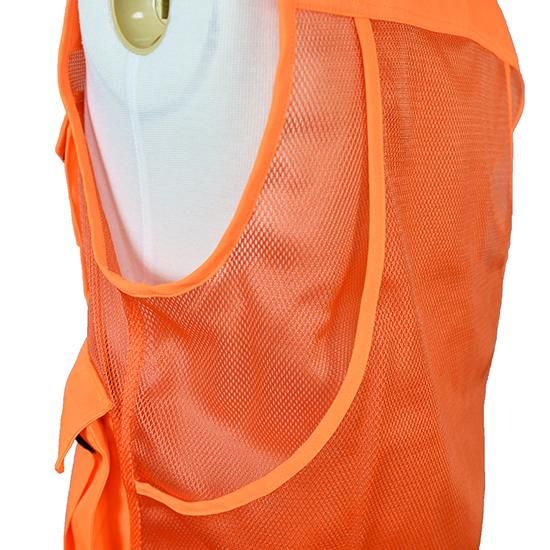 暑い時期でも使用可能なメッシュ生地を多用 TAGAMI Orange Mesh Vest