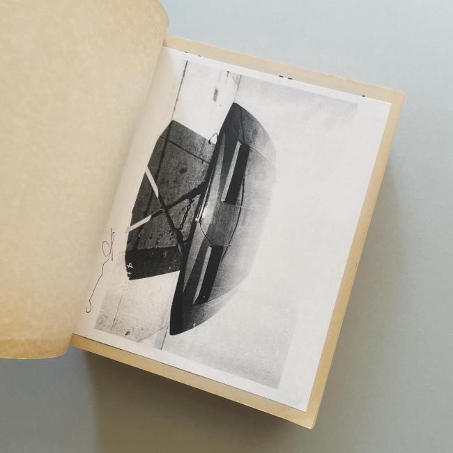 Signed〉Ari Marcopoulos: Directory アリ・マルコポロス