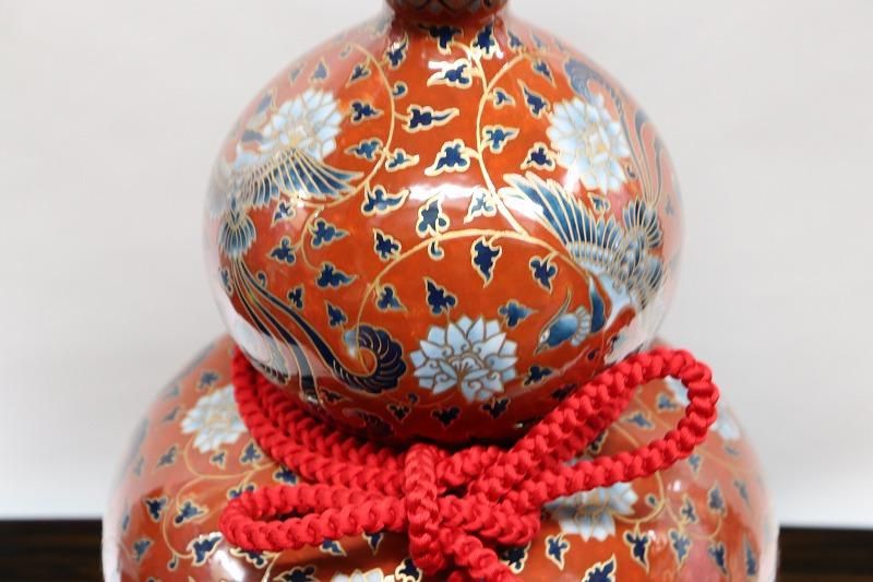 □藤井勝雲作 染錦朱彩牡丹鳳凰瓢型壷 - 有田焼の通販サイト 丸兄商社