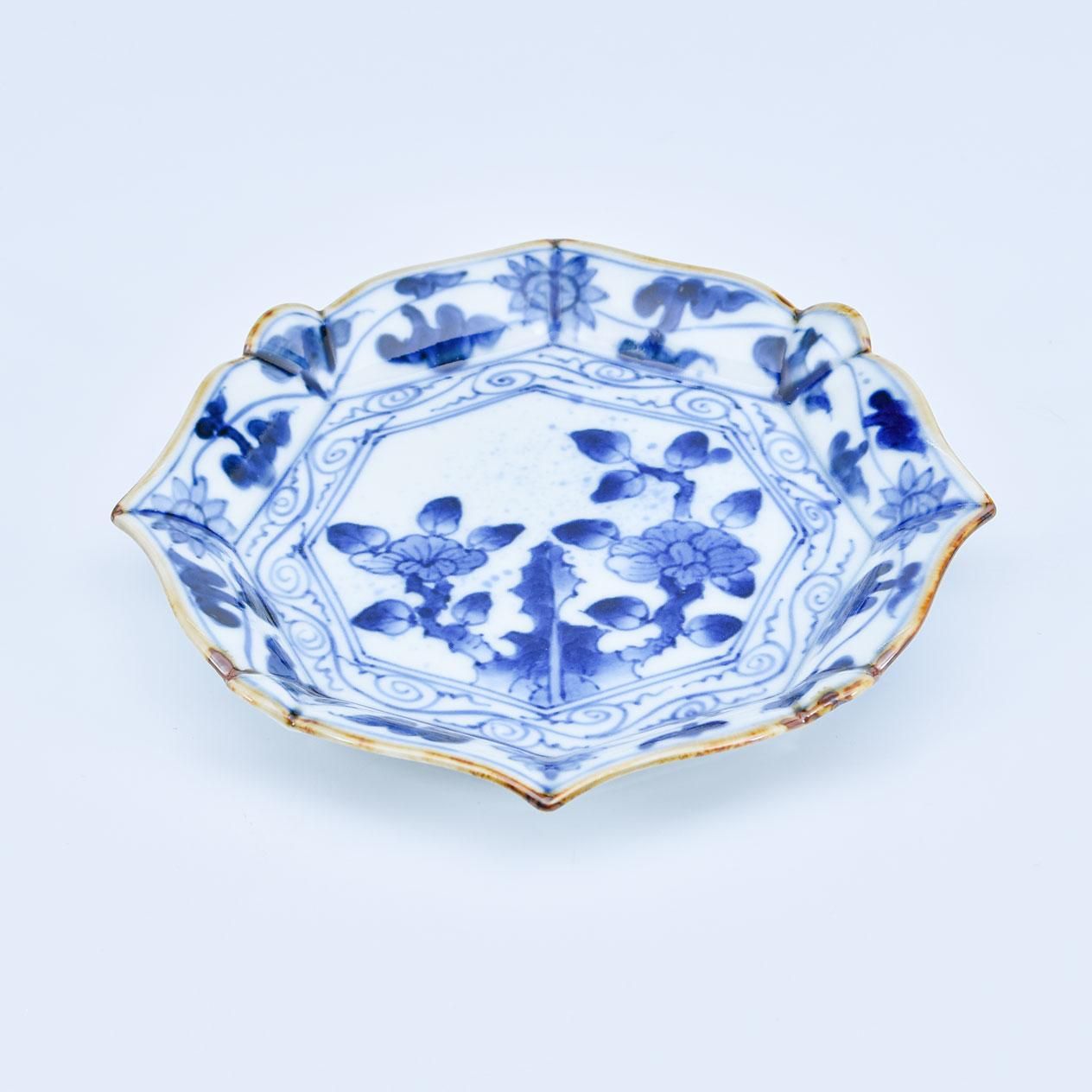 牡丹唐草 | 輪花銘々皿 - 有田焼のまるぶんオンラインストア