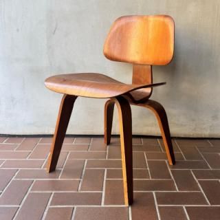 Charles and Ray Eamesチャールズ＆レイ・イームズ - NICK WHITE