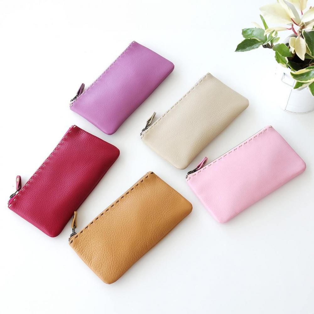 本革レザーフラットポーチ dinsor | マルチに使えるポーチ - アジアの