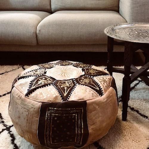 モロッコから届いた本物の革製プフ GADAN