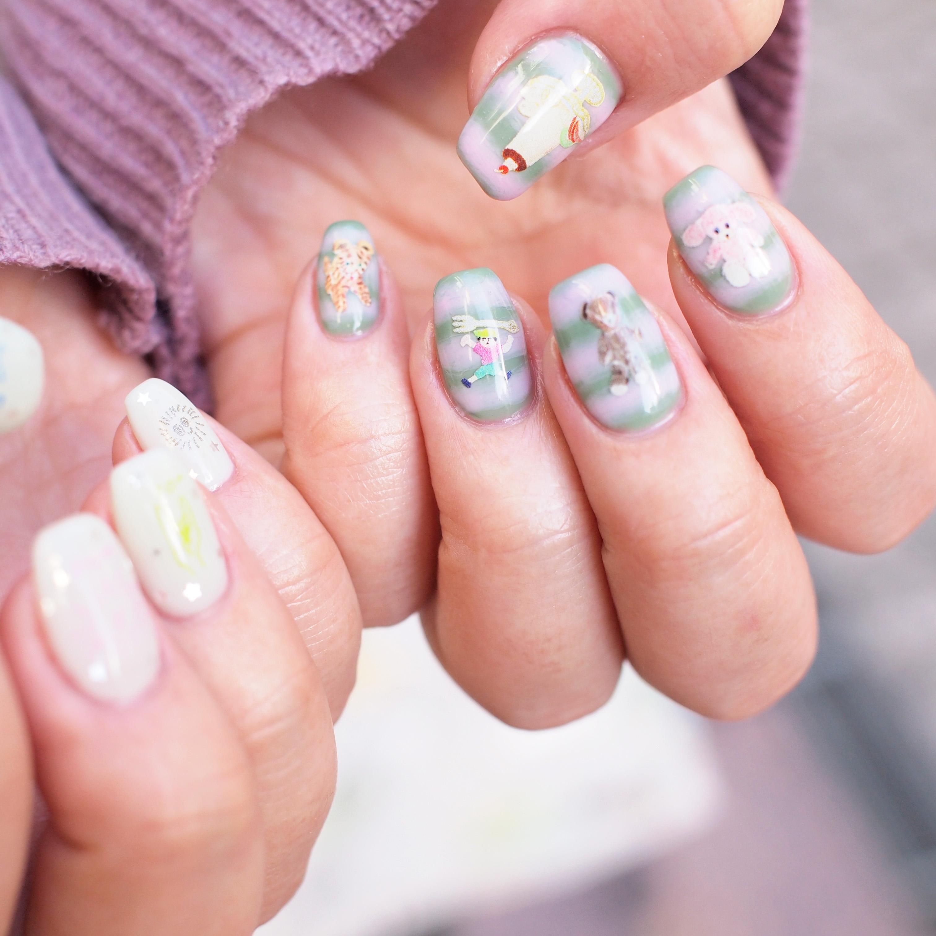 布フェアvol.4】ネイルシール「プレゼントのぬいぐるみ」 - Papermessaage