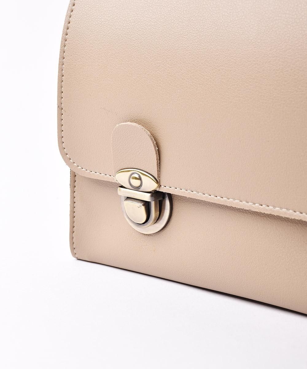 2色展開】PU ミニフラップショルダーバッグ ベージュ - 古着屋