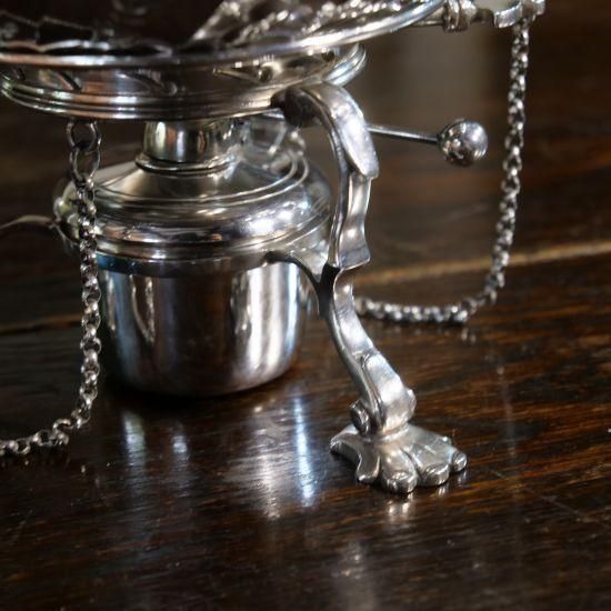 超レア！150年の時を超えて輝く ヴィクトリア朝のスタンド付きケトル