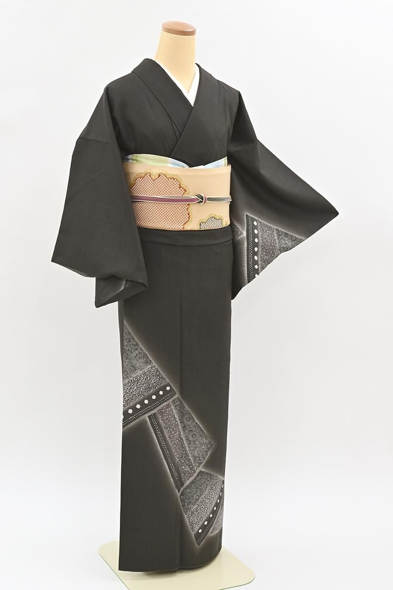 銀座【B-4352】伝統工芸士 西川治郎作 紬地 付下げ 消炭色 幾何文に小