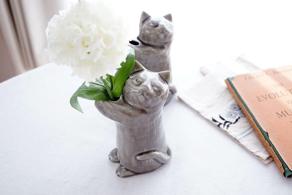 ラ19 パールストーングレー ネコ花瓶（貫入/釉ヒビあり） - 益子焼の