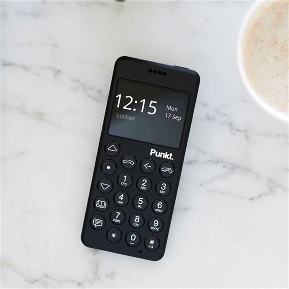 約40,000円、4Gミニケータイ「MP 02」が8月8日より国内発売 - 価格.com