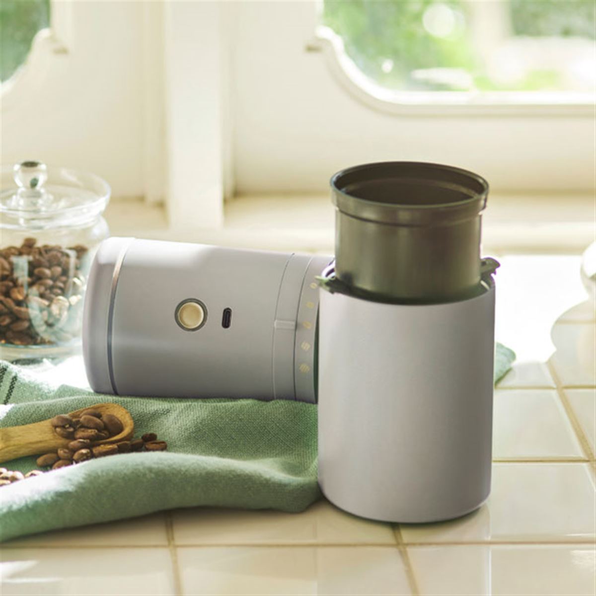 BRUNO「電動ミルコーヒーメーカー」がリニューアル、容量アップ＆より