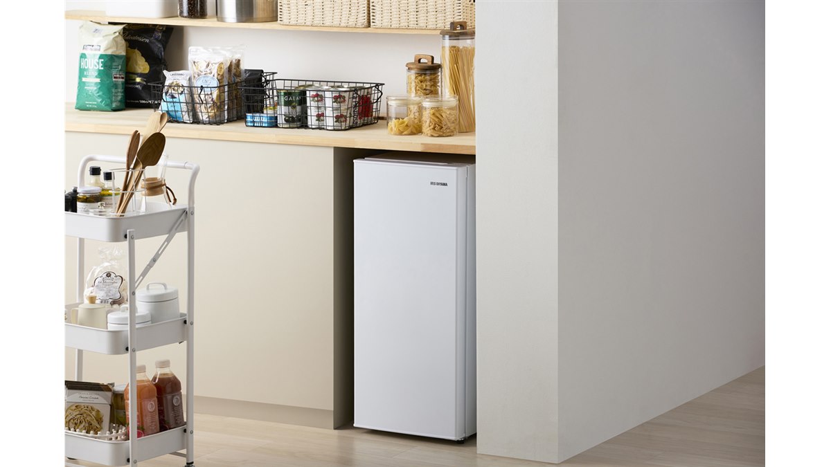 アイリスオーヤマ、スキマックスの「スリム冷凍庫 64L」本日7/18発売