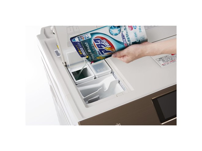 パナソニック、液体洗剤や柔軟剤を自動投入するななめドラム洗濯乾燥機