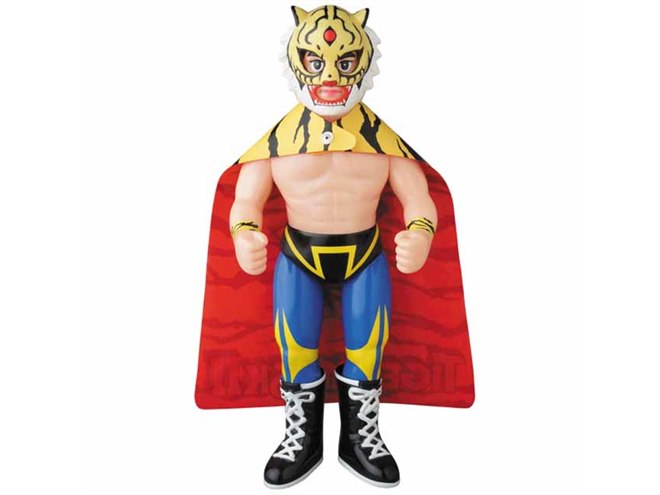 入場時の虎マントも再現した「初代タイガーマスク」ソフビが発売