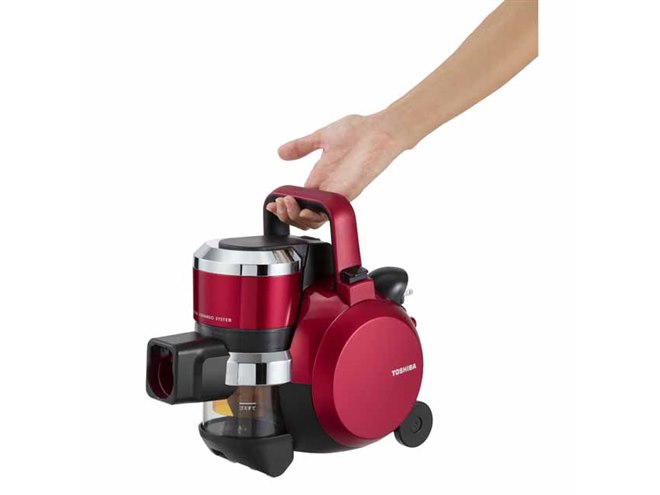 東芝、ゴミ圧縮率を向上させた小型軽量サイクロン式クリーナー「TORNEO