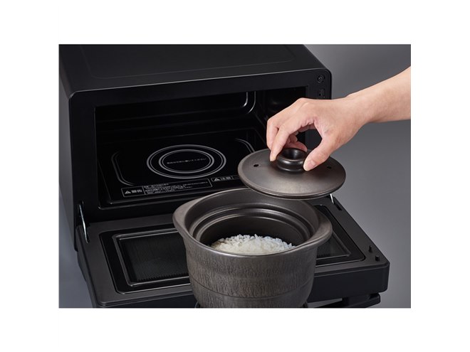 コイズミ、萬古焼土鍋/オリジナル解凍容器付きの電子レンジ「KRD-182D