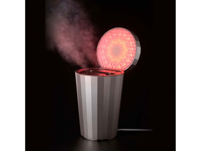 ヤーマン、4色のLEDを搭載した「フォトスチーマー IS-100P」など