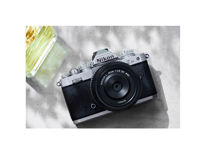 ニコン、「Z fc」にマッチする「NIKKOR Z 28mm f/2.8 (SE)」 - 価格.com