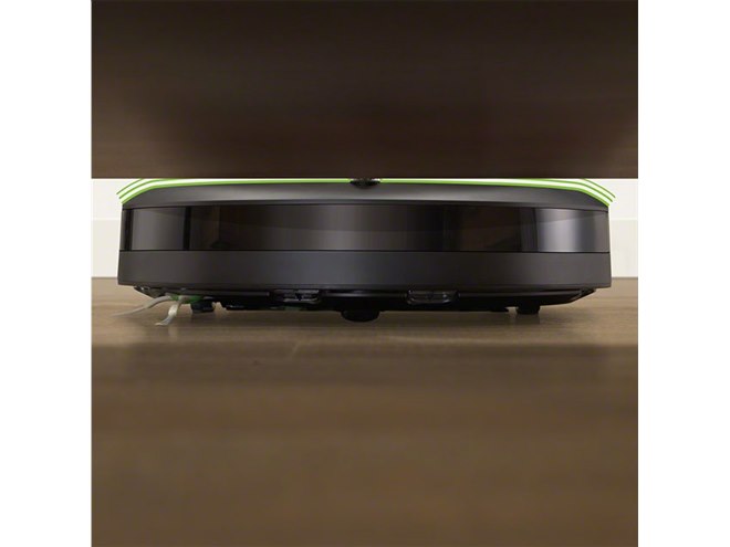 アイロボット、“クリーンベース付きで10万円を切る価格”ロボット掃除機