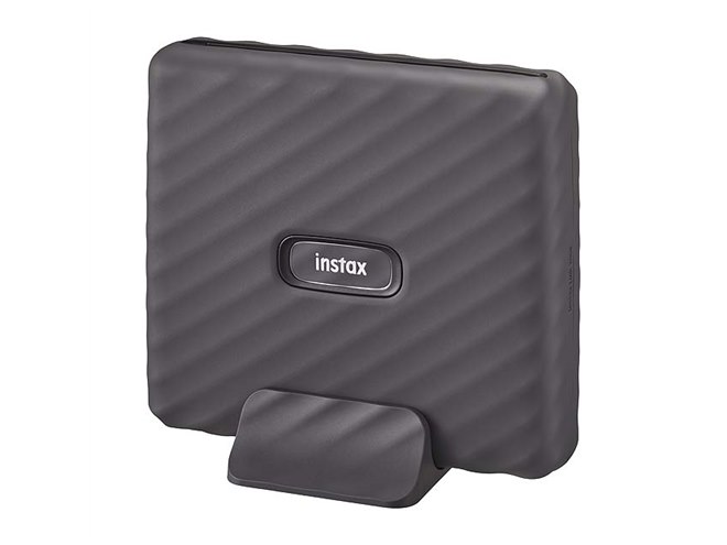 富士フイルム、チェキの2倍サイズを採用したスマホ用プリンター