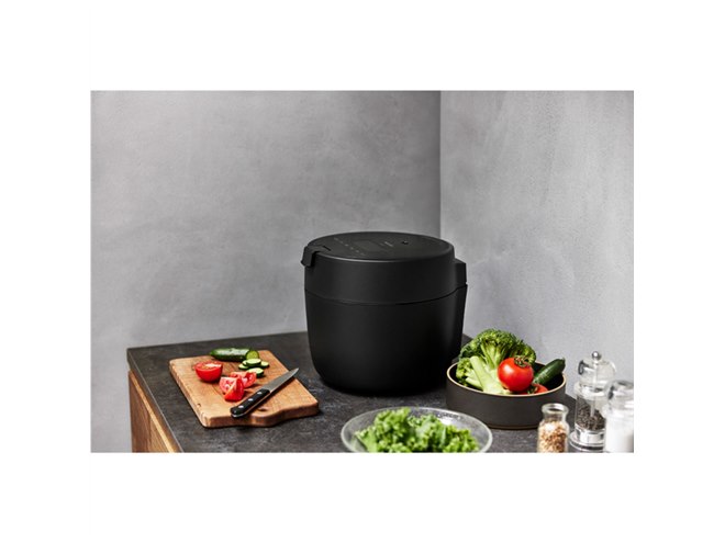 パナソニック、幅25.5cmと省スペースで設置しやすい5合炊き圧力IH