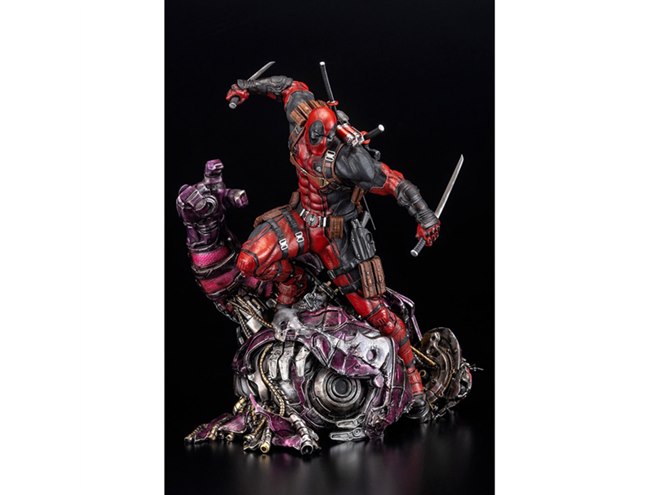 クチャレック兄弟が監修、デッドプールの限定生産仕様フィギュアが発売