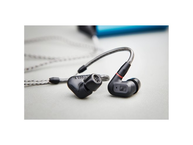 ゼンハイザー、デュアルチューニングシステム搭載の有線イヤホン「IE