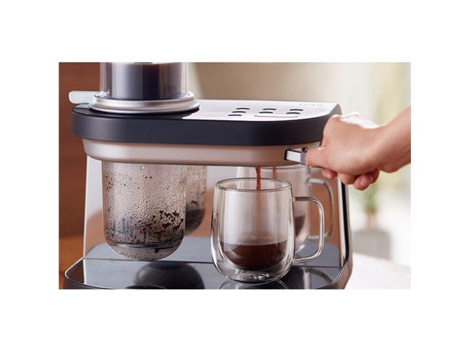 タイガー、サイフォン式コーヒーの抽出を自動化した「Siphonysta