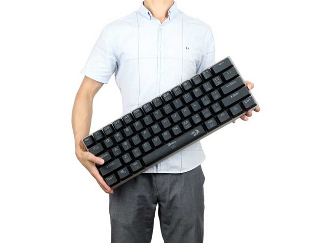 REDRAGON、“通常の200%サイズ”で重量約2375gの巨大なゲーミング