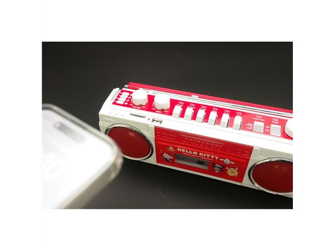 ハローキティ」50周年記念デザインのBluetoothラジカセが限定発売